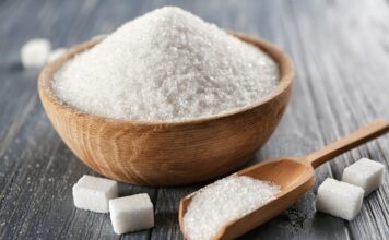 চিনির পেছনের করুণ ইতিহাস