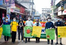 করোনা প্রতিরোধে সচেতনতার বার্তা নিয়ে মাঠে নামলো ‘ভলান্টিয়ার ফর বাংলাদেশ’