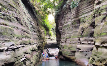 বৃষ্টি ও পাহাড়ধসের আশঙ্কায় বন্ধ বান্দরবানের দেবতাখুম