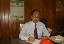 প্রাথমিক সত্যতা পেয়েছে পুলিশ বান্দরবান জেলা পরিষদের চেয়ারম্যানকে প্রাণনাশের হুমকি Professor Thanzama Lushai at his BHDC desk