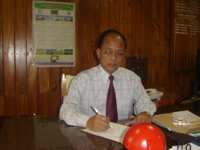 Professor Thanzama Lushai at his BHDC desk