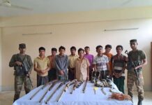 বান্দরবানে সেনা অভিযানে আটক ৯, দেশীয় অস্ত্র উদ্ধার