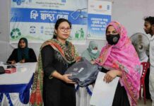 কক্সবাজারে পরিচ্ছন্নতা কর্মীদের জন্য ইউএনডিপি, কোকা-কোলা ফাউন্ডেশন এবং ইপসা’র স্বাস্থ্য ক্যাম্প